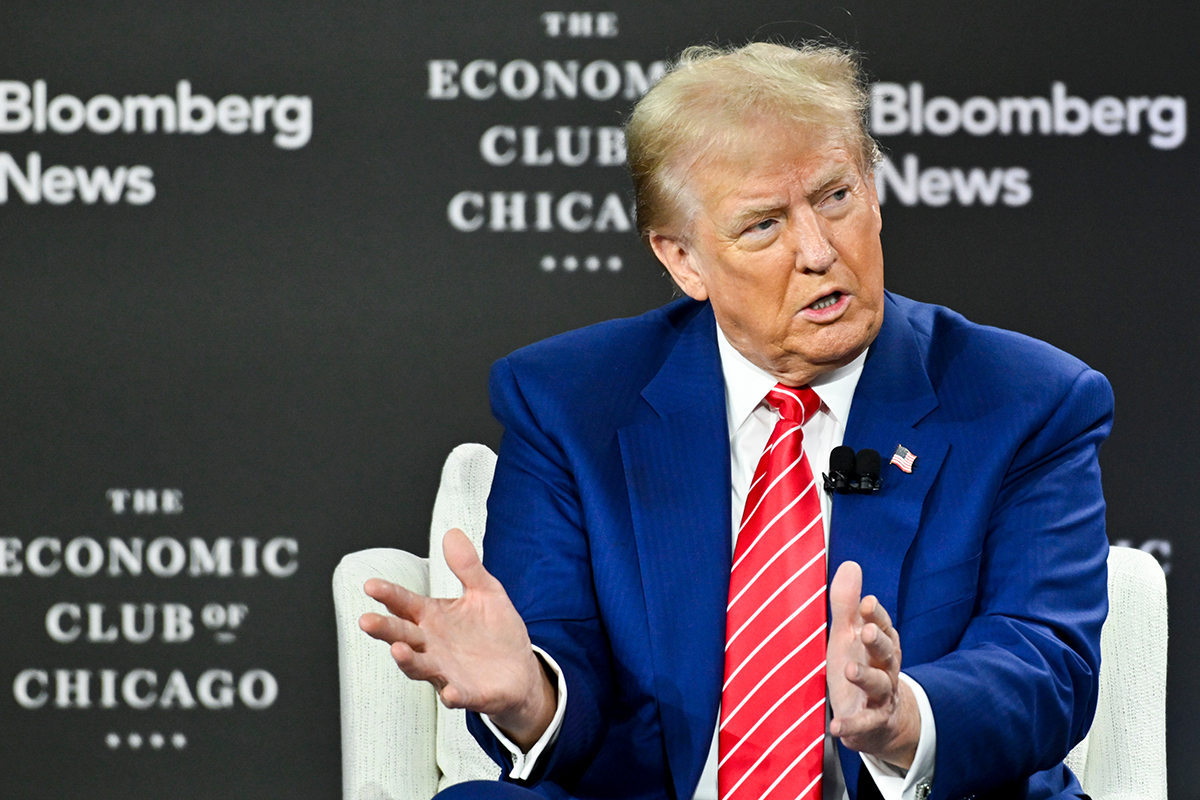 Photo: Donald Trump during an interview with Bloomberg News at the Economic Club of Chicago on October 15, 2024.